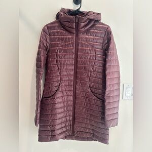 Lululemon Goose Down "Pack-it" Jacket | Size 6 Burgundy